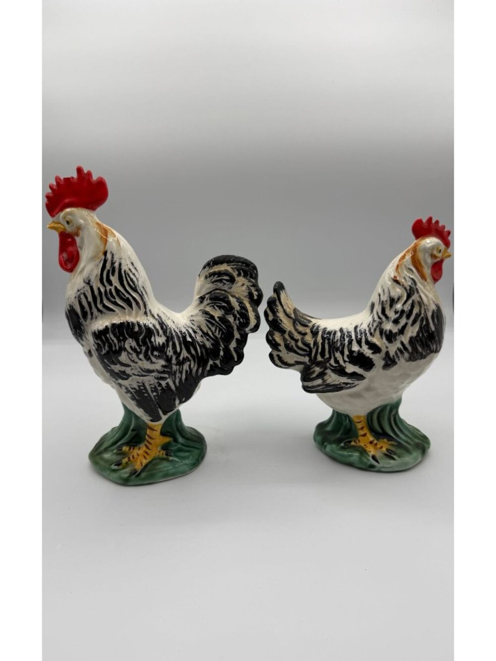 Lefton 2396 Vintage Rooster Hen Chicken Set of 2 Hand-Painted Farmhouse Figurine - Picture 4 of 10